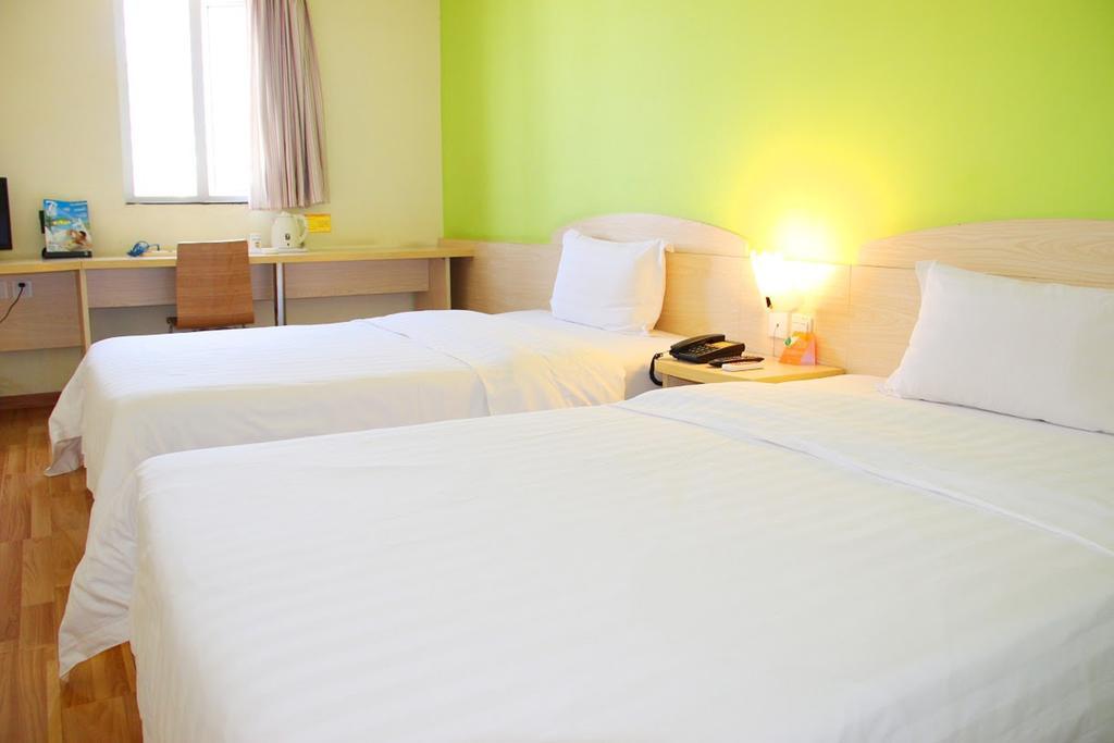 7Days Inn Qingdao Haiyunan Xinglong Road Eksteriør billede