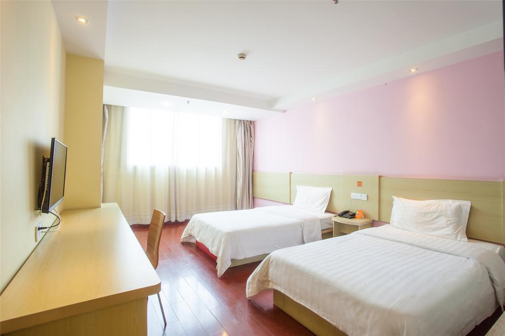 7Days Inn Qingdao Haiyunan Xinglong Road Værelse billede